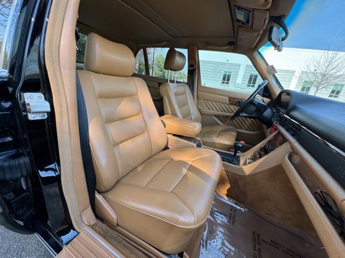 Used 1990 Mercedes-Benz 560 SEL image 57