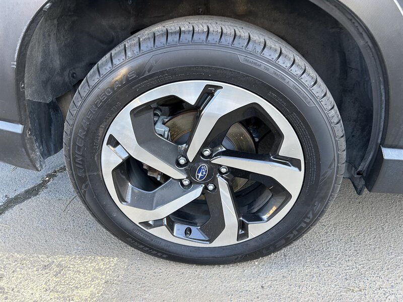 Used 2023 Subaru Forester Touring AWD/4WD image 29