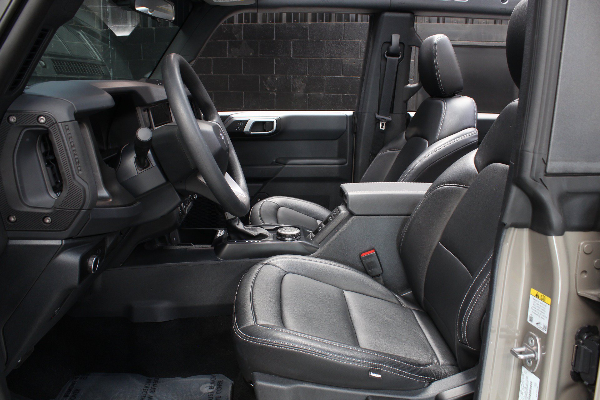 Used 2025 Ford Bronco 4-Door AWD/4WD image 35