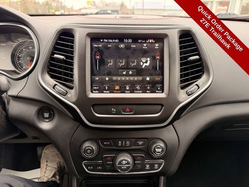 Used 2019 Jeep Cherokee Trailhawk w/ Comfort & Convenience Group image 22