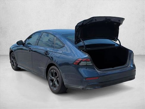Used 2025 Honda Accord SE image 12