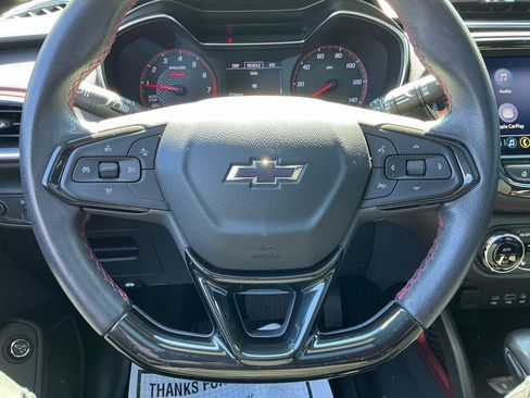 Used 2021 Chevrolet TrailBlazer RS w/ Sun and Liftgate Package image 39