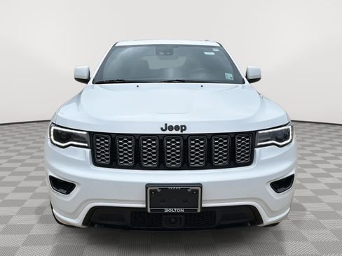 Used 2021 Jeep Grand Cherokee Laredo X image 8
