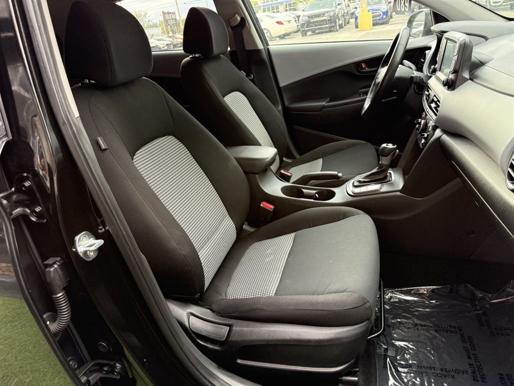 Used 2021 Hyundai Kona SEL FWD image 18