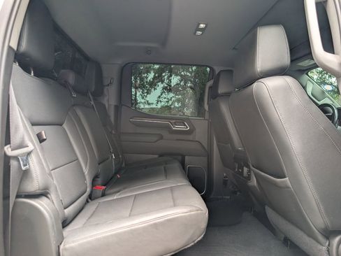 Used 2022 Chevrolet Silverado 1500 LT Trail Boss w/ LT Trail Boss Premium Package AWD/4WD image 25
