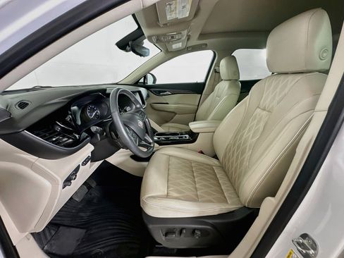 Used 2022 Buick Envision Avenir w/ Technology Package II FWD image 13