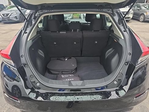 Used 2025 Nissan Leaf S FWD image 8