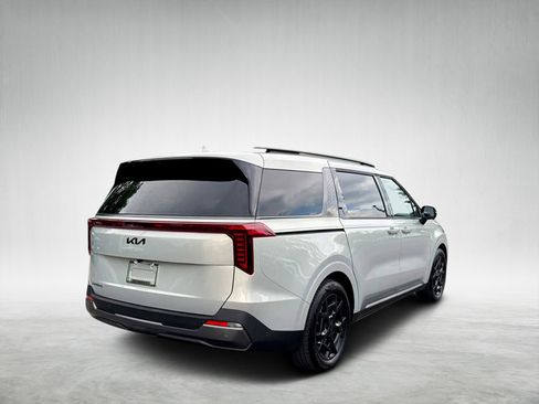 New 2025 Kia Carnival SX Prestige image 3