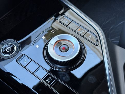 New 2026 Kia Niro Wind image 22