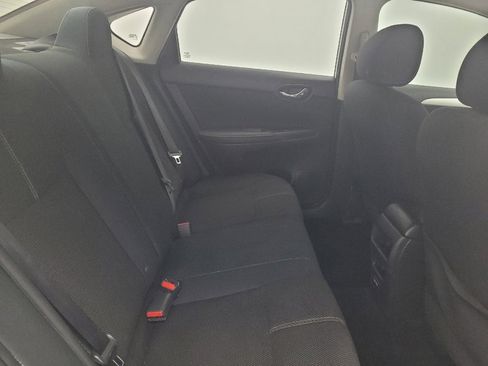 Used 2018 Nissan Sentra S image 19