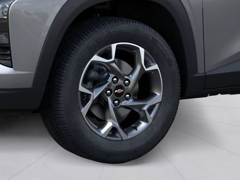 New 2026 Chevrolet Trax LT FWD image 9