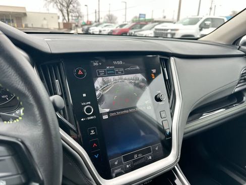 Certified 2025 Subaru Outback Onyx Edition image 32