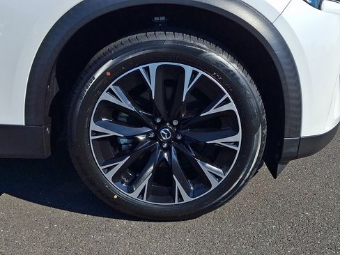 Certified 2024 MAZDA CX-90 Plug-In Hybrid w/ Premium Plus AWD/4WD image 9
