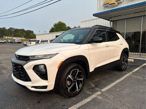 Used 2023 Chevrolet TrailBlazer RS w/ Convenience Package FWD image 6