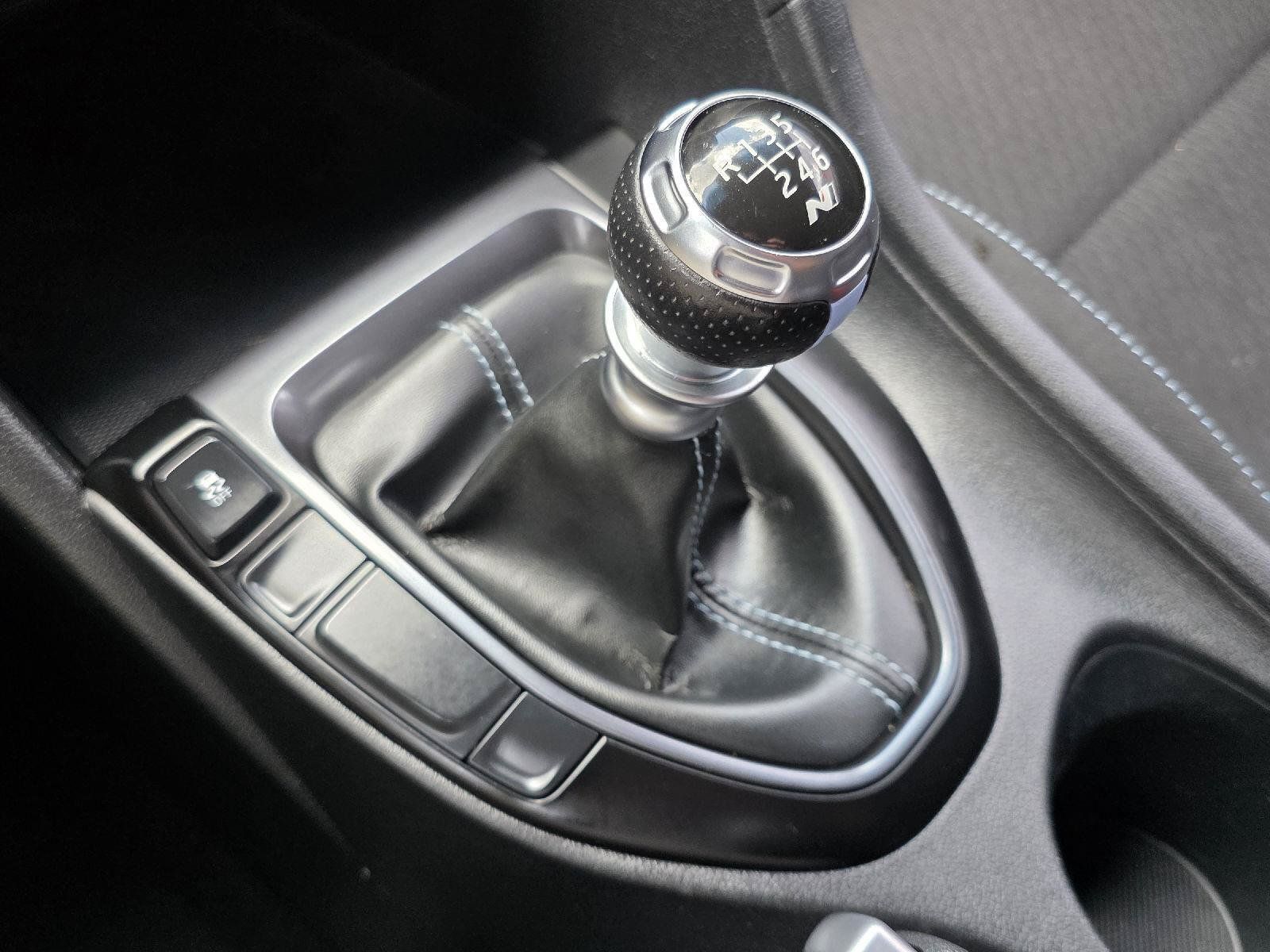 Used 2019 Hyundai Veloster N N FWD image 16
