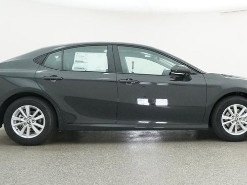 New 2026 Toyota Camry LE image 27