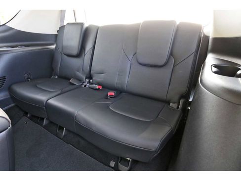Used 2024 Nissan Armada Platinum w/ Captain's Chairs Package image 13
