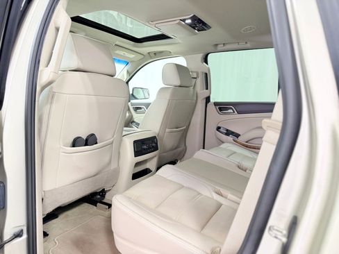 Used 2017 GMC Yukon Denali w/ Open Road Package image 39