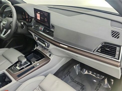 Used 2024 Audi Q5 2.0T Premium Plus w/ Premium Plus Package image 21