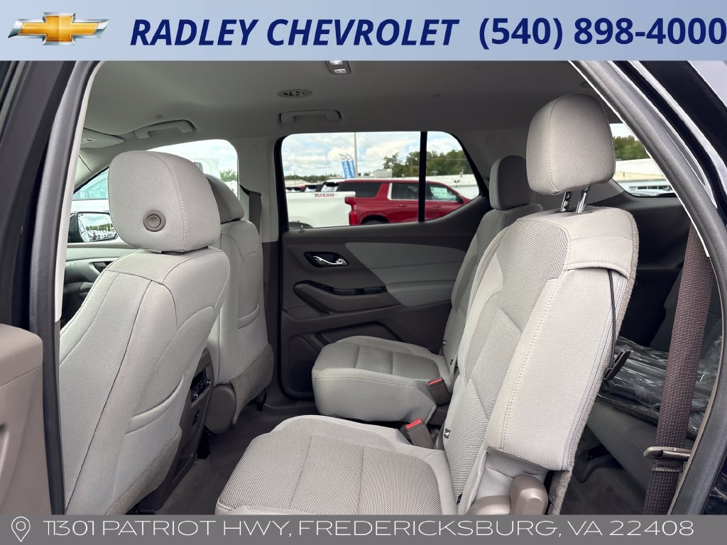 Used 2020 Chevrolet Traverse LT w/ Driver Confidence II Package AWD/4WD image 12