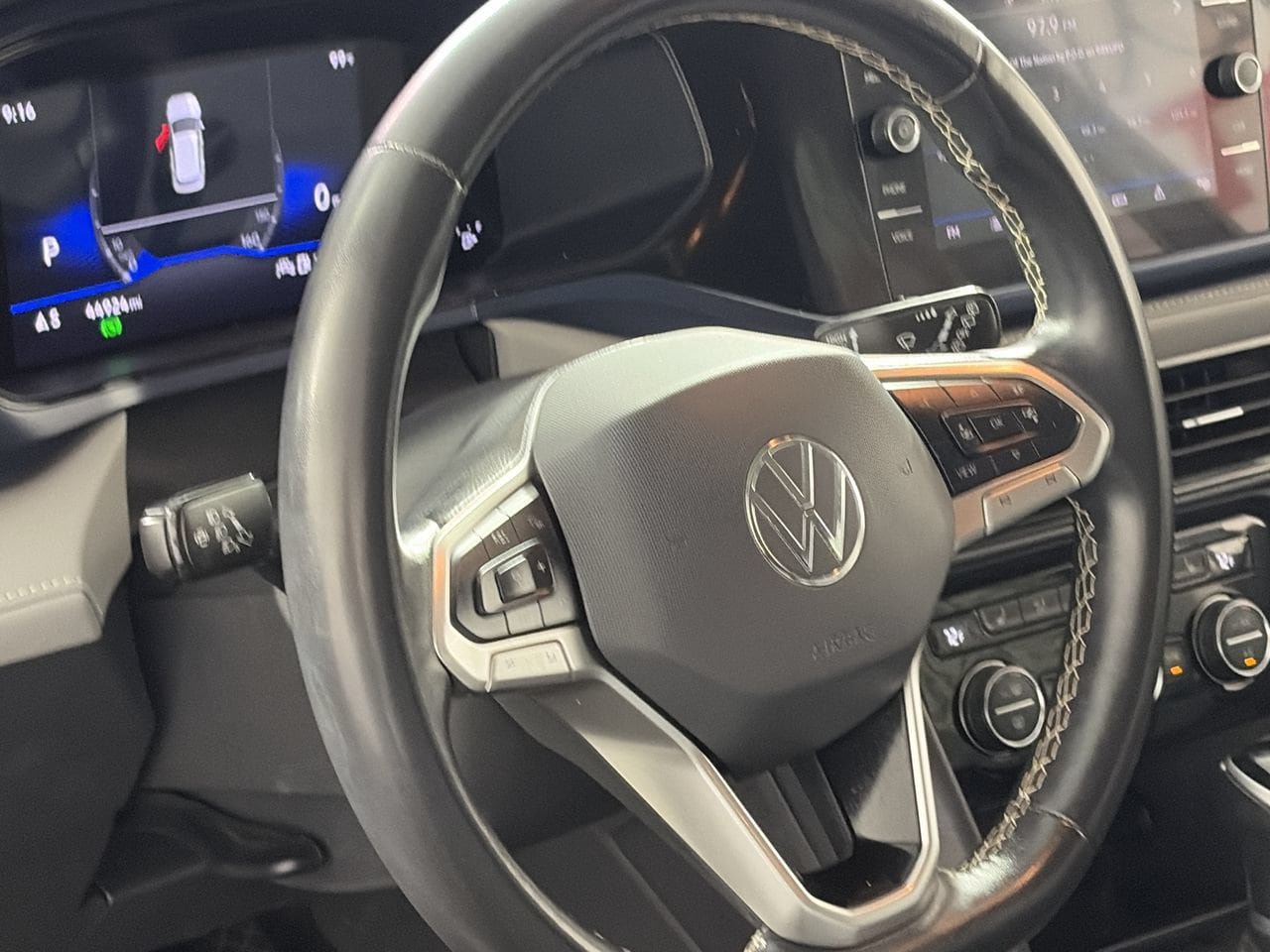 Used 2024 Volkswagen Taos SE FWD image 13