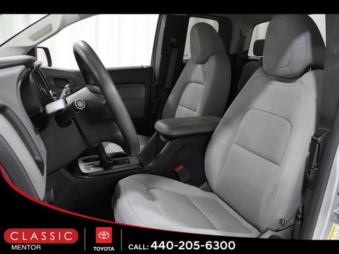 Used 2017 Chevrolet Colorado W/T w/ WT Convenience Package image 5