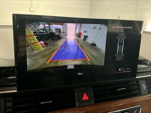 Used 2023 Audi A4 2.0T Premium w/ Convenience Package image 23