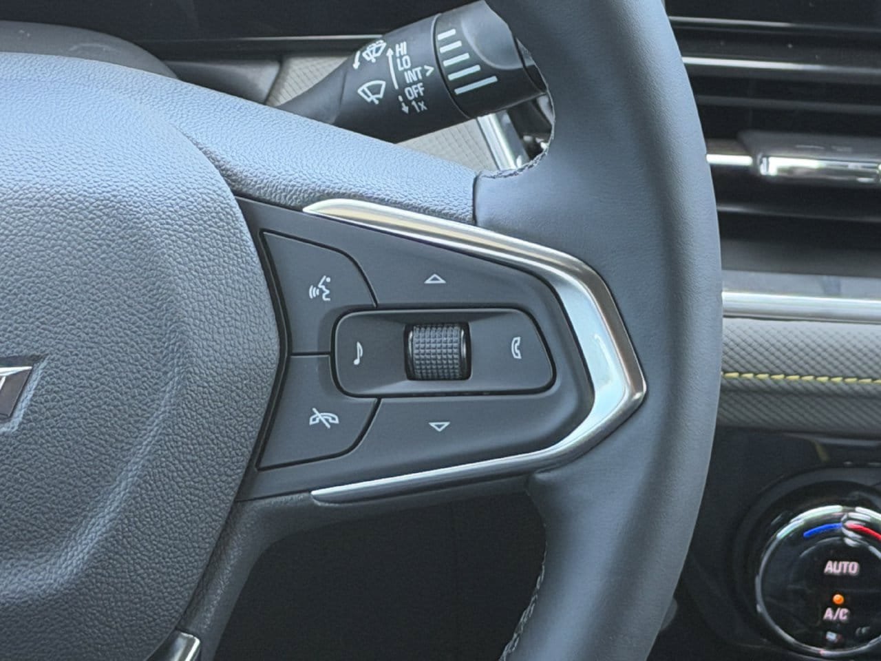 New 2026 Chevrolet TrailBlazer ACTIV w/ Convenience Package FWD image 14