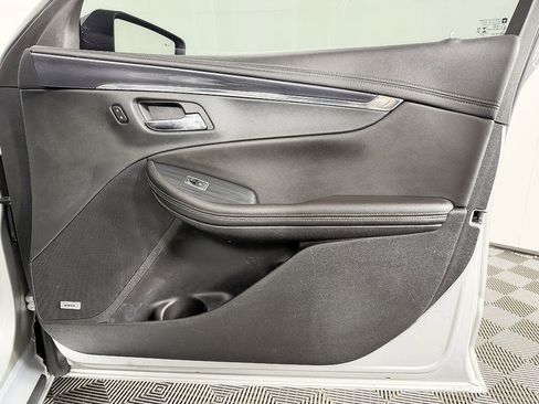 Used 2018 Chevrolet Impala Premier image 43