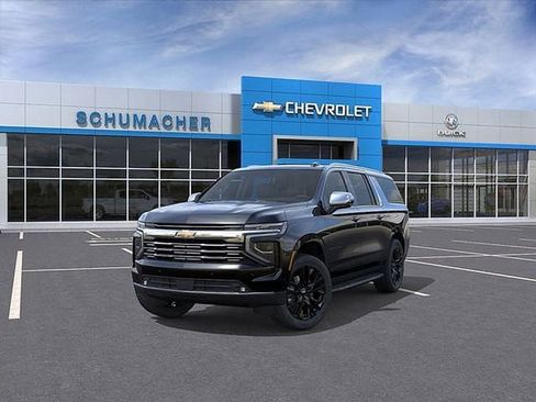 New 2026 Chevrolet Suburban Premier image 8