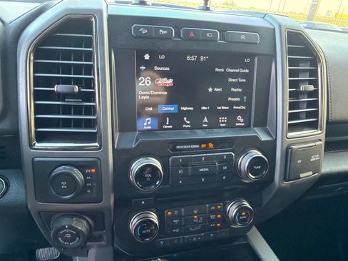 Used 2018 Ford F150 Raptor w/ Equipment Group 802A Luxury AWD/4WD image 15