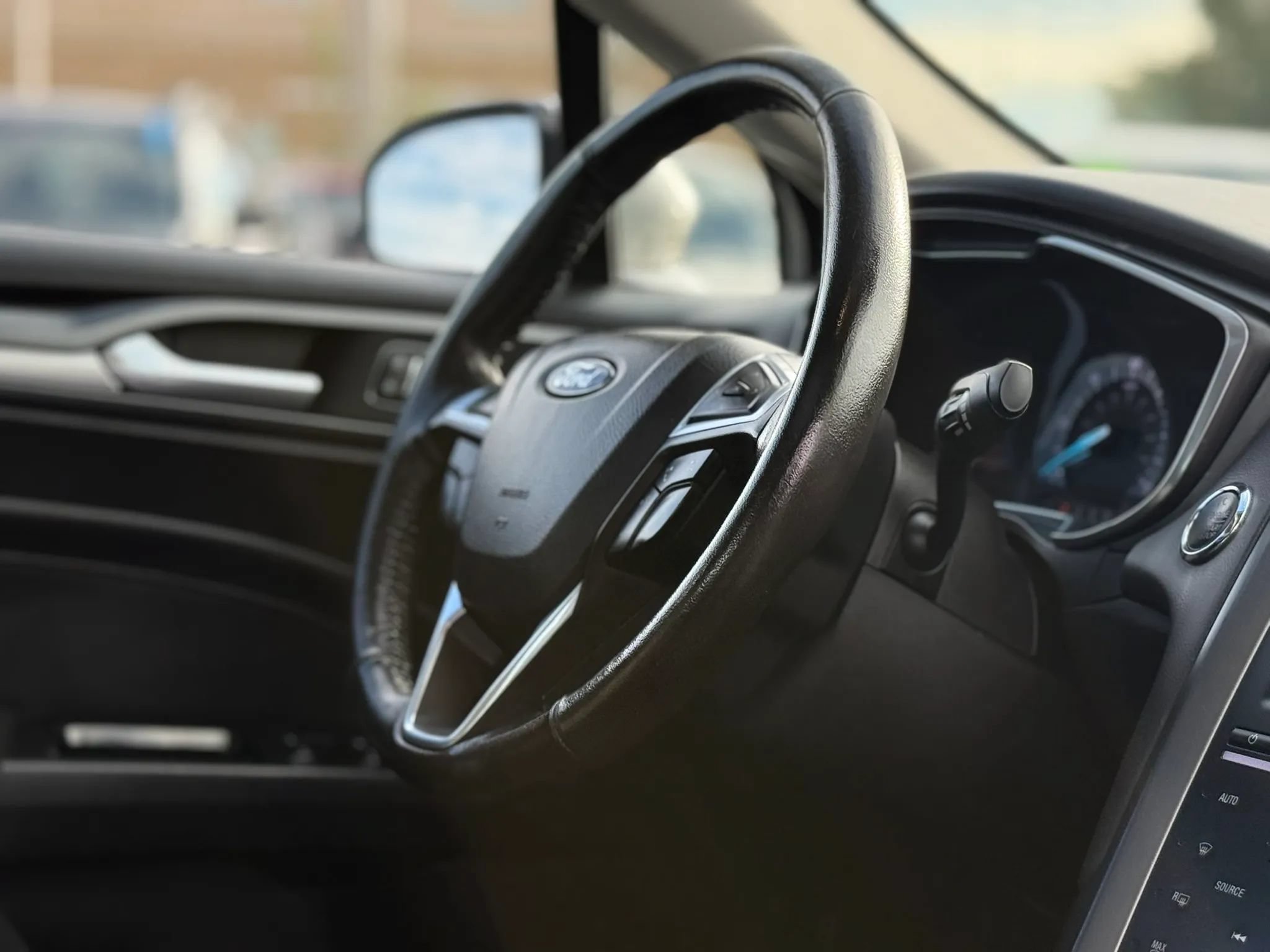 Used 2014 Ford Fusion Titanium FWD image 24