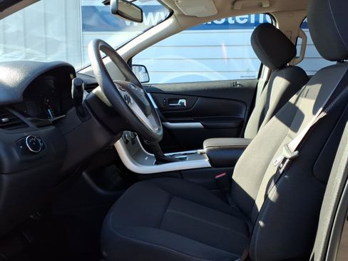Used 2013 Ford Edge SE image 8