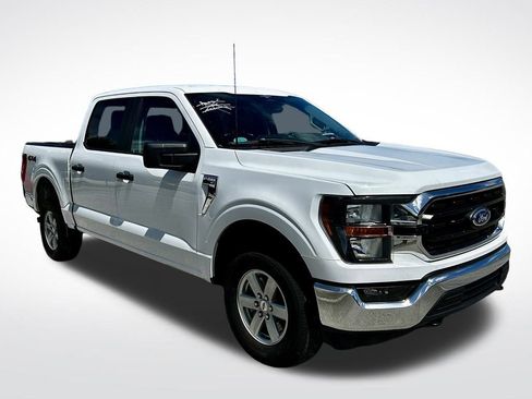 Used 2023 Ford F150 XLT image 2