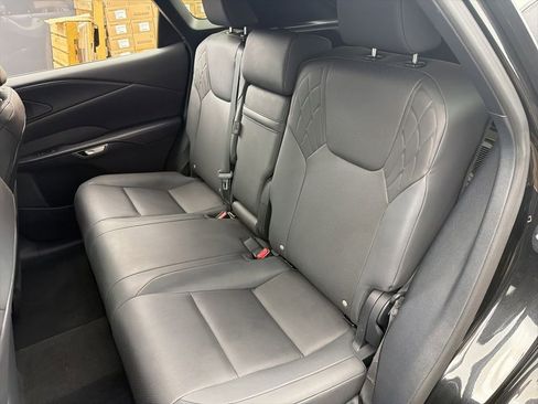 Used 2024 Lexus RX 350 Premium w/ Kick Sensor & Tow Package AWD/4WD image 21