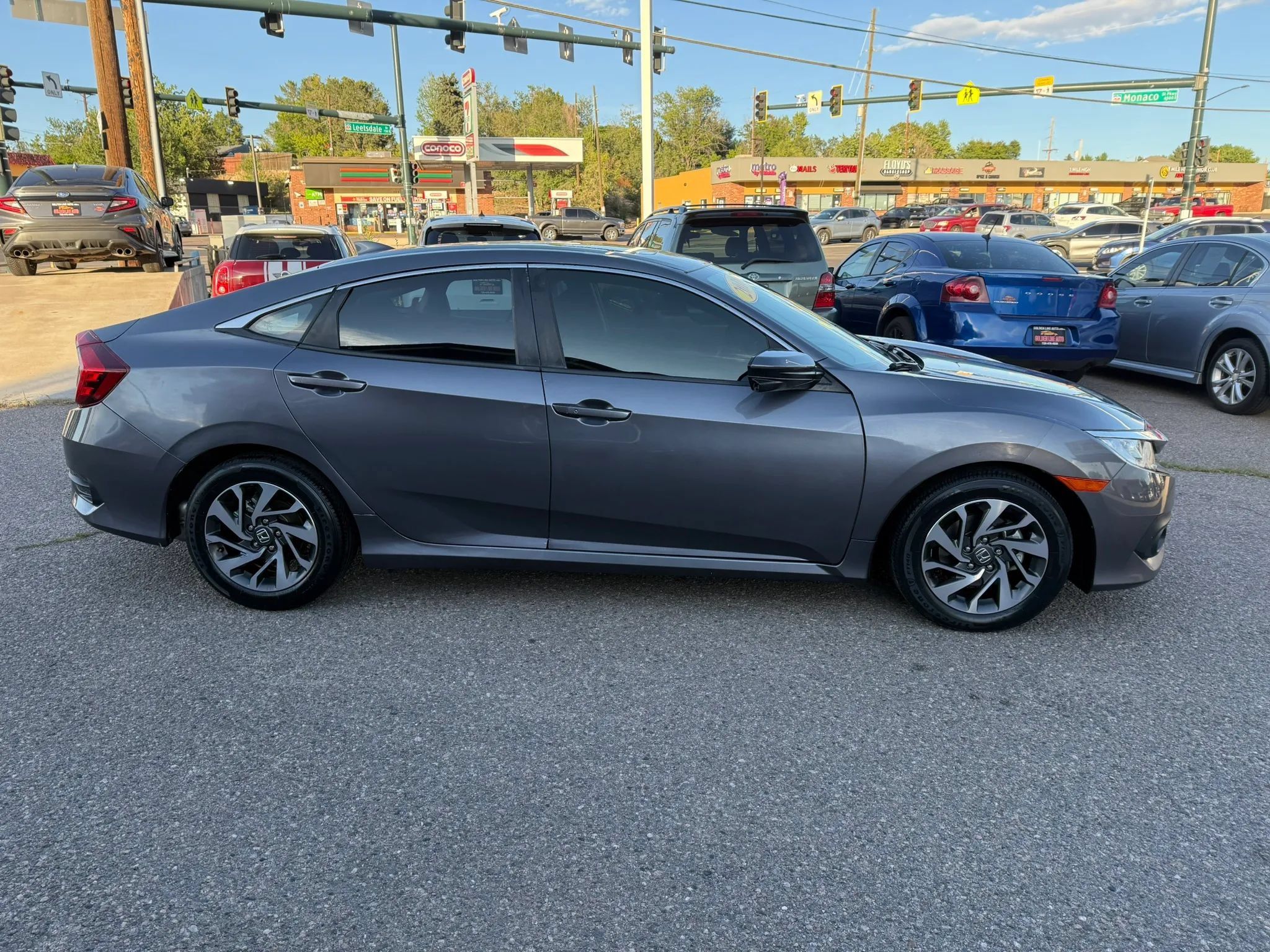 Used 2018 Honda Civic EX image 9
