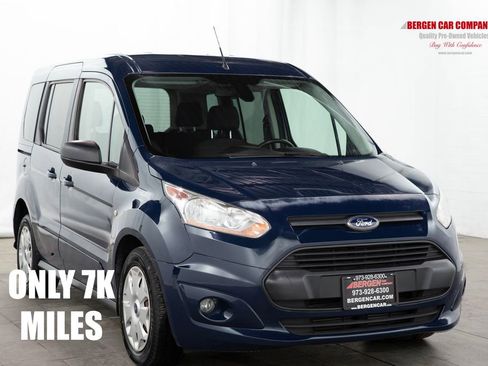 Used 2016 Ford Transit Connect XLT image 1