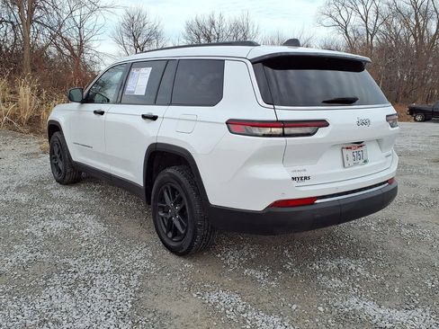 Used 2025 Jeep Grand Cherokee L Laredo w/ Luxury Tech Group I image 31