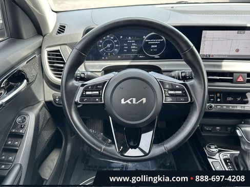 Certified 2024 Kia Seltos EX FWD image 12
