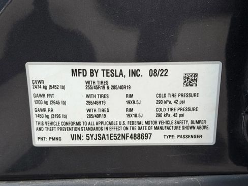 Used 2022 Tesla Model S image 29