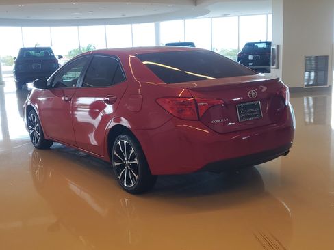 Used 2018 Toyota Corolla SE image 8
