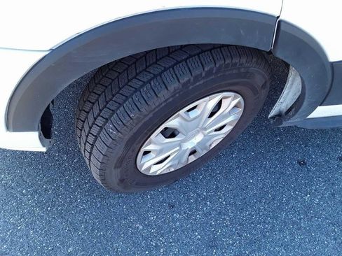 Used 2024 Ford Transit 350 XLT image 25