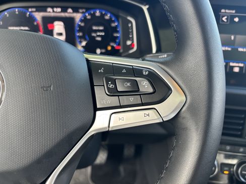 Used 2024 Volkswagen Jetta SEL image 27