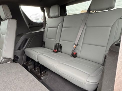 Used 2021 GMC Yukon SLT image 12