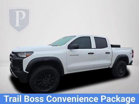 Certified 2024 Chevrolet Colorado Trail Boss image 11