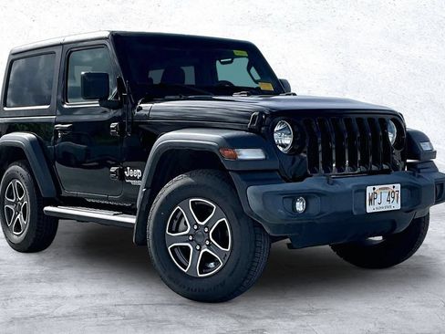 Used 2021 Jeep Wrangler Sport AWD/4WD image 11
