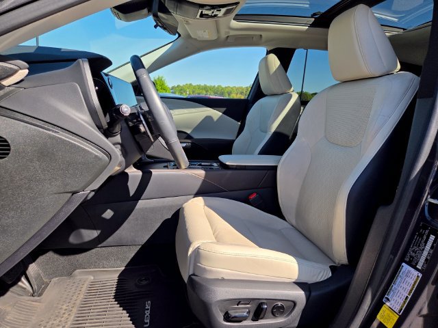 Used 2024 Lexus RX 350 AWD w/ Convenience Package image 9