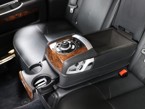 Used 2013 Rolls-Royce Ghost RWD image 67