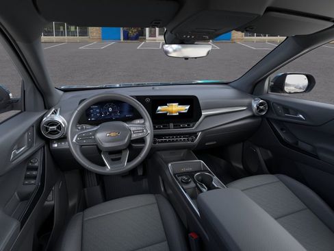 New 2026 Chevrolet Equinox LT w/ Convenience Package II AWD/4WD image 15