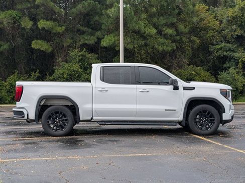 Used 2023 GMC Sierra 1500 Elevation AWD/4WD image 2